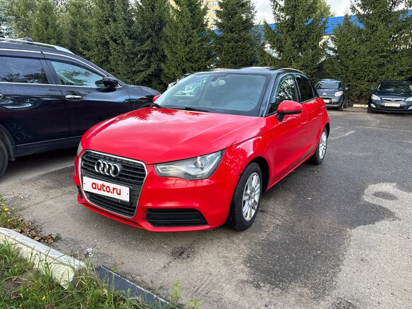 2012 Audi A1 I (8X), красный