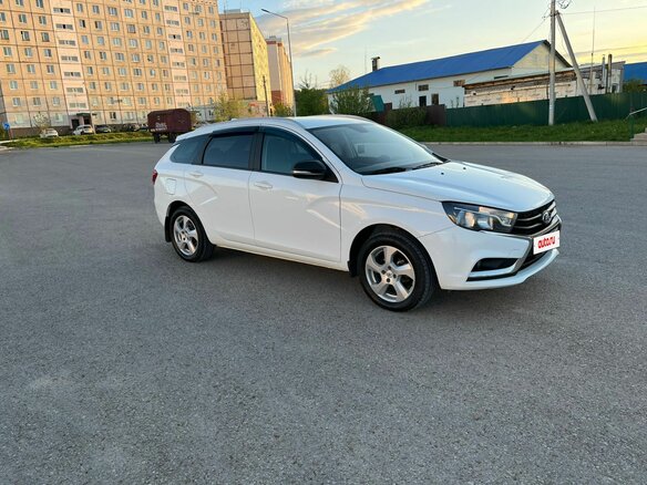 2017 Lada (ВАЗ) Vesta SW I, белый, 800000 рублей - вид 12
