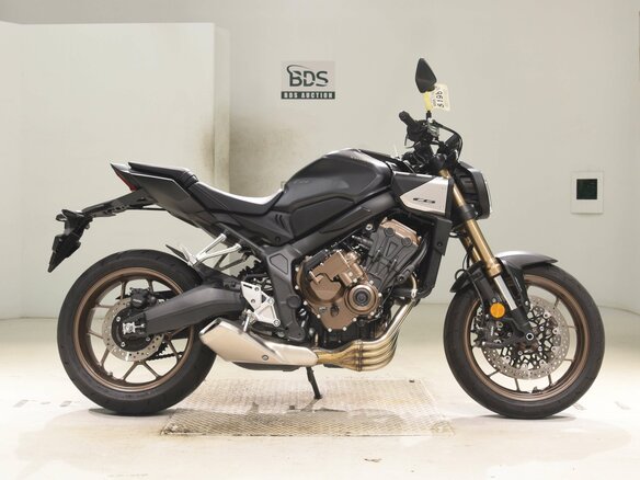 2024 Honda CB 650R, чёрный, 950000 рублей - вид 5