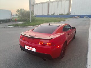 2013 Chevrolet Camaro V Рестайлинг, красный, 2375000 рублей, вид 5