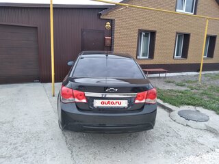 2013 Chevrolet Cruze I Рестайлинг, чёрный, 750000 рублей, вид 3
