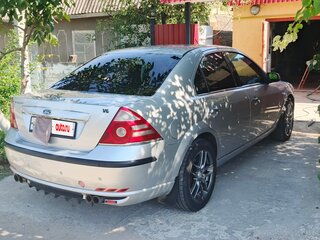 2004 Ford Mondeo III Рестайлинг, серебристый, 600000 рублей, вид 3