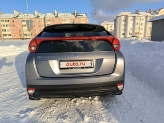 2020 Mitsubishi Eclipse Cross I, серебристый, 1600000 рублей, вид 3