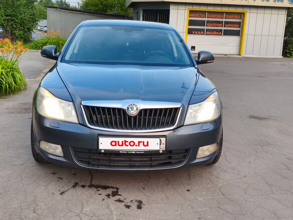 2011 Skoda Octavia DSG7 II (A5) Рестайлинг, серый, 870000 рублей - вид 3