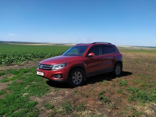 2013 Volkswagen Tiguan I Рестайлинг, красный, 1399999 рублей, вид 3