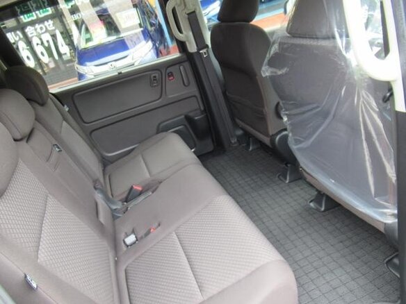 2023 Honda Freed II Рестайлинг, чёрный, 1200000 рублей - вид 13
