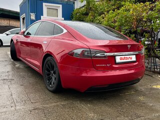 2017 Tesla Model S 75D I Рестайлинг, красный, 1650000 рублей, вид 3