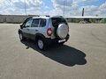 2016 Chevrolet Niva I Рестайлинг, серебристый, 755000 рублей - вид 3
