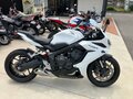 2024 Honda CBR 650R, белый - вид 1