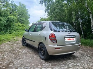 2001 Toyota Duet, золотистый, 115000 рублей, вид 4