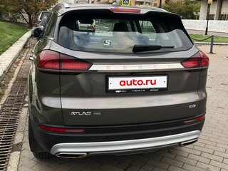 2023 Geely Atlas Pro, серый, 2500000 рублей, вид 4