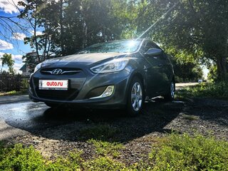 2013 Hyundai Solaris I, серый, 660000 рублей, вид 2
