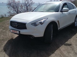 2013 Infiniti FX37 II (S51) Рестайлинг, белый, 2000000 рублей, вид 1