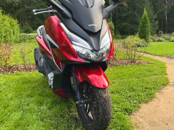 2021 Honda Forza, красный, 549000 рублей - вид 9