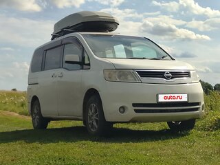 2005 Nissan Serena III (C25), белый, 820000 рублей, вид 3