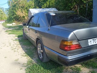1985 Mercedes-Benz W124 200, серый, 450000 рублей, вид 5