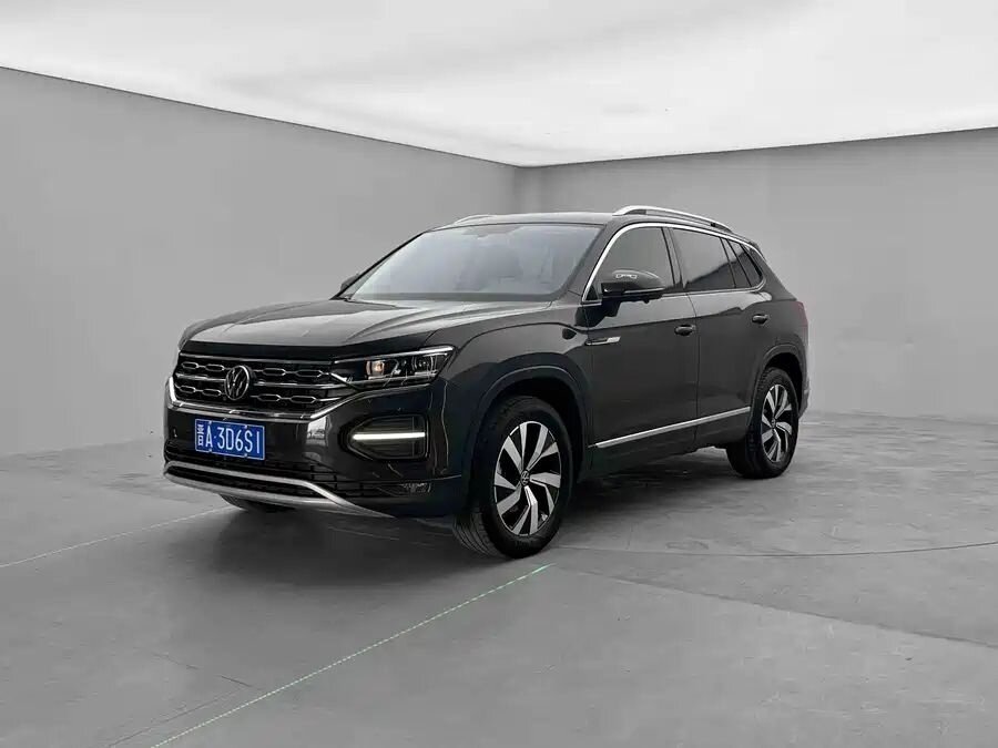 Открыть фотографии: Volkswagen Tayron I