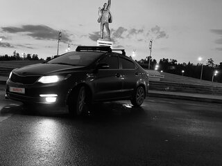 2016 Kia Rio III Рестайлинг, чёрный, 1300000 рублей, вид 4