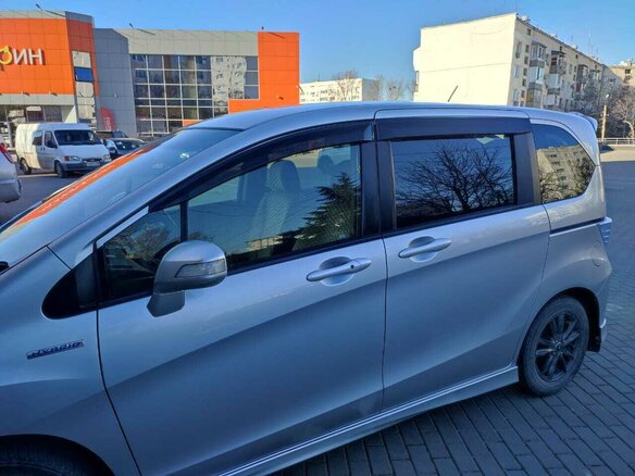 2012 Honda Freed I Рестайлинг, серебристый, 1200000 рублей - вид 12