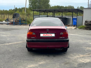 1998 Toyota Avensis I, красный, 200000 рублей, вид 4