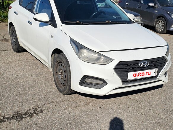 2017 Hyundai Solaris II, белый, 530000 рублей - вид 1