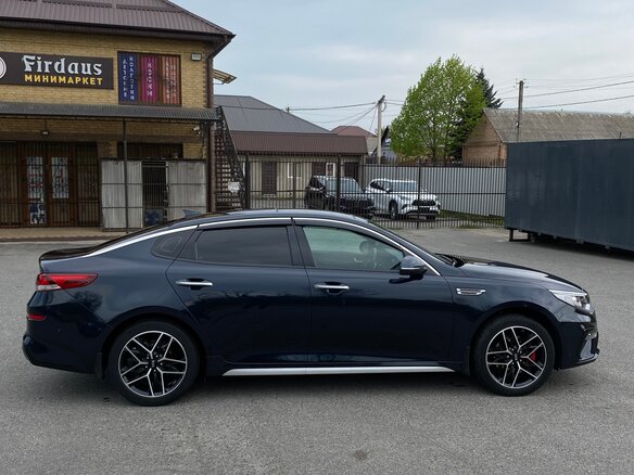 2018 Kia Optima IV Рестайлинг, синий, 2600000 рублей - вид 2