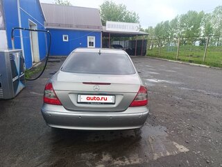 2004 Mercedes-Benz E-Класс 320 III (W211, S211), белый, 1300000 рублей, вид 2