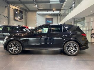 2025 Mercedes-Benz GLC AMG 43 AMG II (X254), чёрный, 10990000 рублей, вид 3