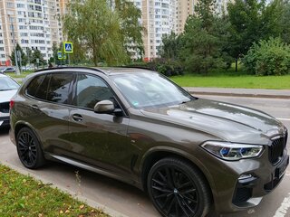 2021 BMW X5 30d IV (G05/G18), зелёный, 8200000 рублей, вид 3