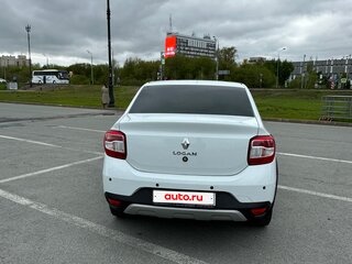 2022 Renault Logan Stepway II Рестайлинг, белый, 1549000 рублей, вид 3