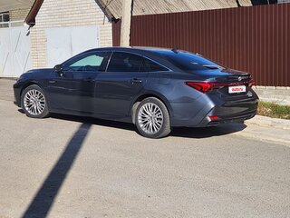 2021 Toyota Avalon V, серый, 3200000 рублей, вид 3