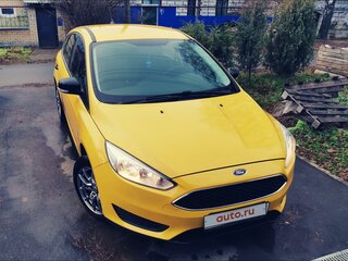 2017 Ford Focus III Рестайлинг, жёлтый, 990000 рублей, вид 5