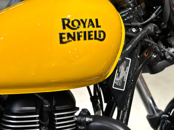 2025 Royal Enfield Meteor, жёлтый, 500000 рублей - вид 17
