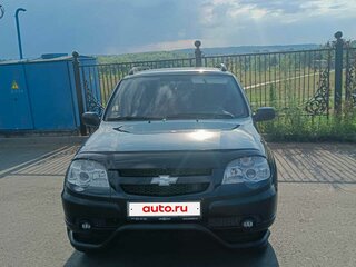 2011 Chevrolet Niva I Рестайлинг, серебристый, 500000 рублей, вид 1