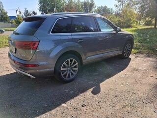 2017 Audi Q7 II (4M), серый, 2982660 рублей, вид 4