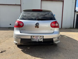 2004 Volkswagen Golf V, серебристый, 420000 рублей, вид 2