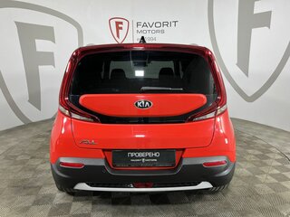 2019 Kia Soul III, красный, 1874000 рублей, вид 3