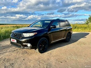 2013 Toyota Highlander II (XU40) Рестайлинг, чёрный, 2400000 рублей, вид 1