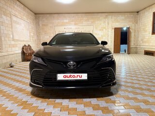 2021 Toyota Camry US Market VIII (XV70) Рестайлинг, чёрный, 2700000 рублей, вид 2