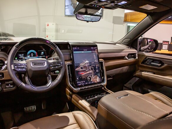 2026 GMC Yukon V Рестайлинг, чёрный, 19948000 рублей - вид 21