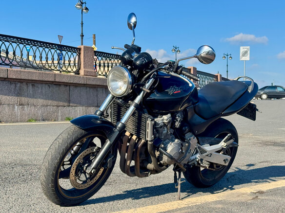 2001 Honda CB 600F Hornet, чёрный, 300000 рублей