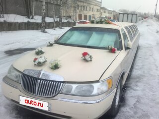 2002 Lincoln Town Car III, чёрный, 1500000 рублей, вид 1