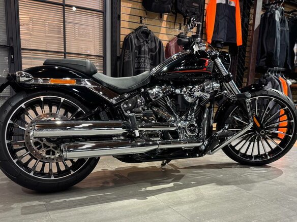 2023 Harley-Davidson Breakout, чёрный, 3250000 рублей - вид 9