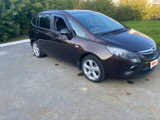 2013 Opel Zafira C, коричневый, 908000 рублей, вид 3