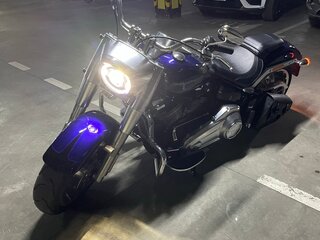 2019 Harley-Davidson Fat Boy, синий, 2150000 рублей, вид 2