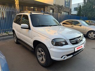 2020 Lada (ВАЗ) Niva, белый, 850000 рублей, вид 2