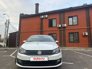 2018 Volkswagen Polo V Рестайлинг, белый, 820000 рублей, вид 2