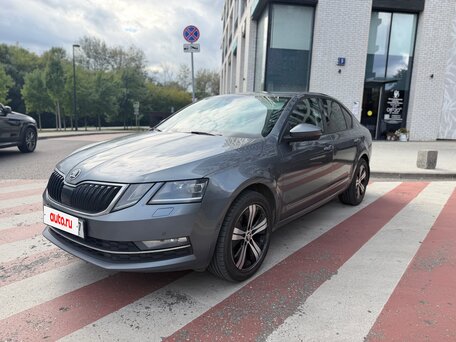 2019 Skoda Octavia III (A7) Рестайлинг, серый, 1700000 рублей, вид 3