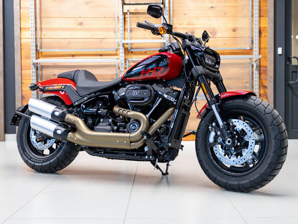 2024 Harley-Davidson Fat Bob, красный, 2700000 рублей