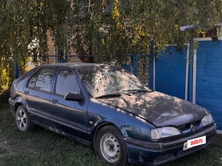 1992 Renault 19 II, синий, 120000 рублей, вид 1